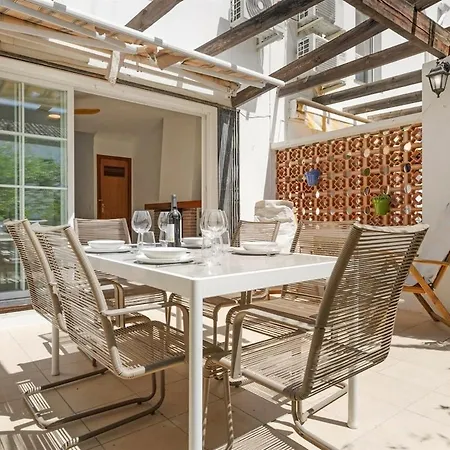 Prázdninový dům Beautiful Townhouse With Pool & Two Terraces Màlaga
